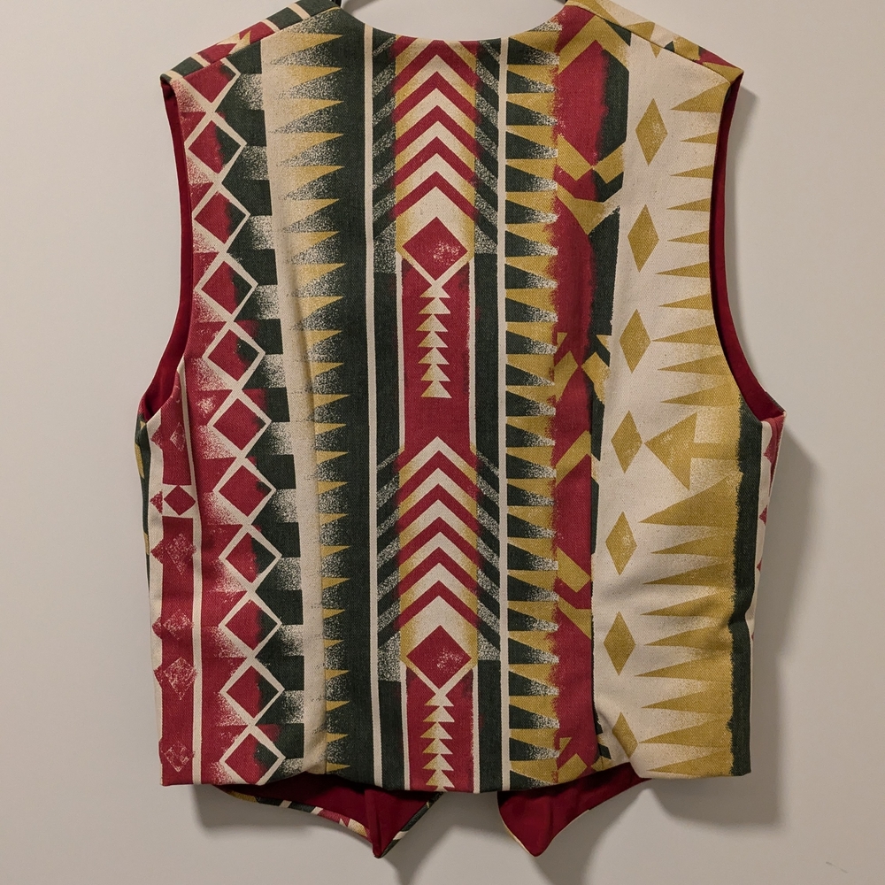 Aztec Patterned Vest - Picture 2 of 2